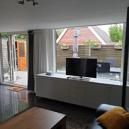 Lovely 8p Close To And Amsterdam Holiday home