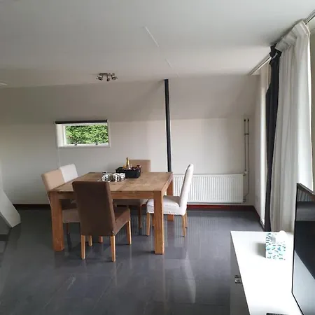 Lovely 8p Close To And Amsterdam