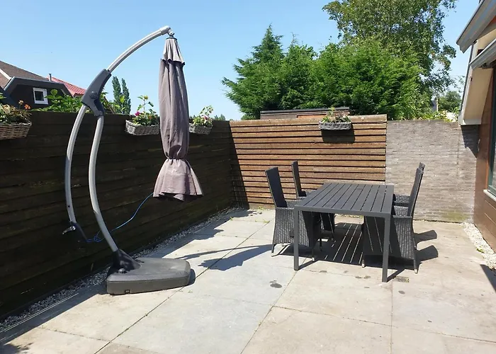 Vakantiehuis Lovely 8p Close To And Amsterdam *