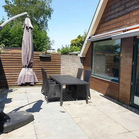 Lovely 8p Close To And Amsterdam